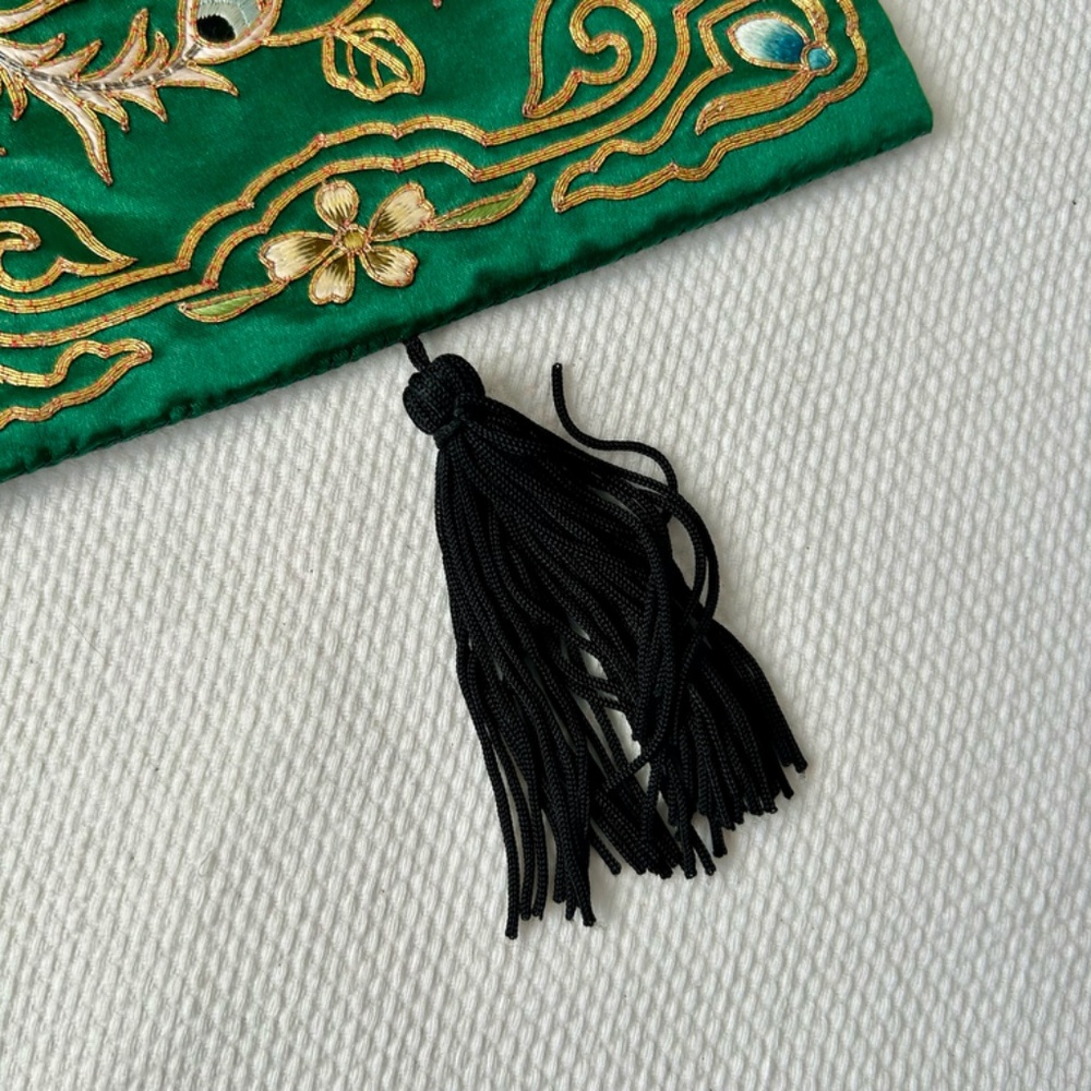 Chinese Embroidered Green Satin Pouch with Black Tassel 6.5" x 6.5" Bird Flower - Picture 2 of 5